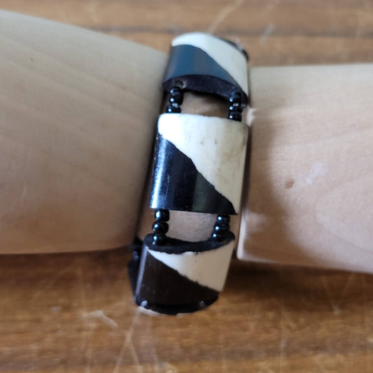Vintage African handcrafted black & white Batik bovine bone panel beaded bracelet