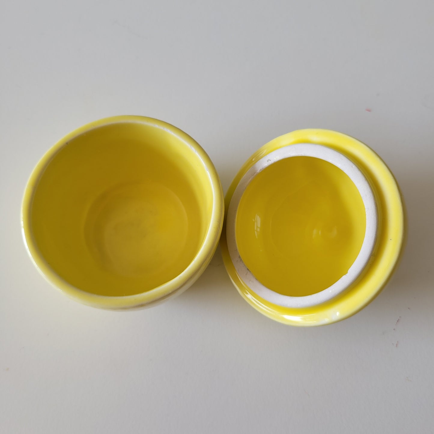 Retro ceramic lemon shaped preserve pot