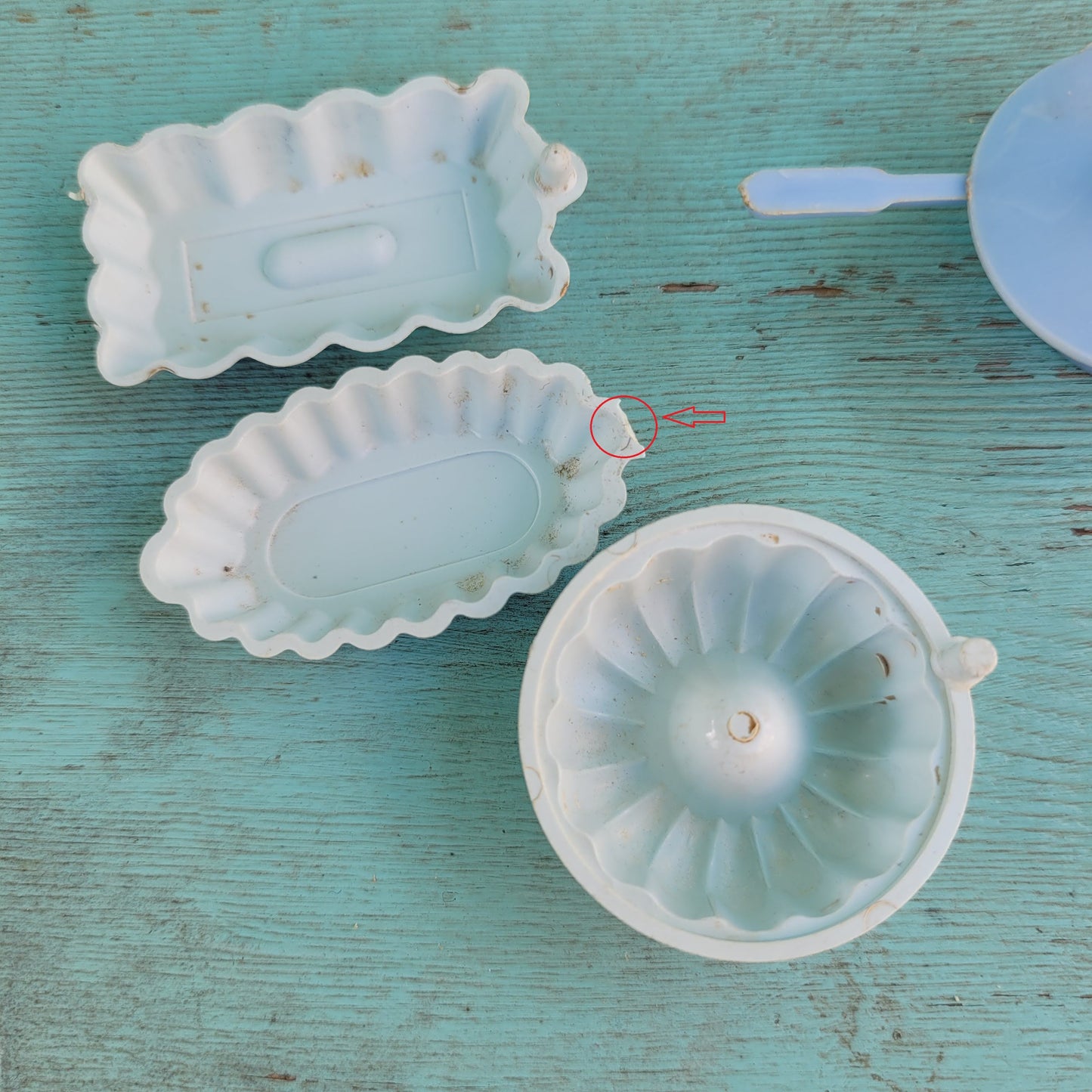 Vintage Wells-Brimtoy tin 'Junior Cooker', model 221, with original packaging