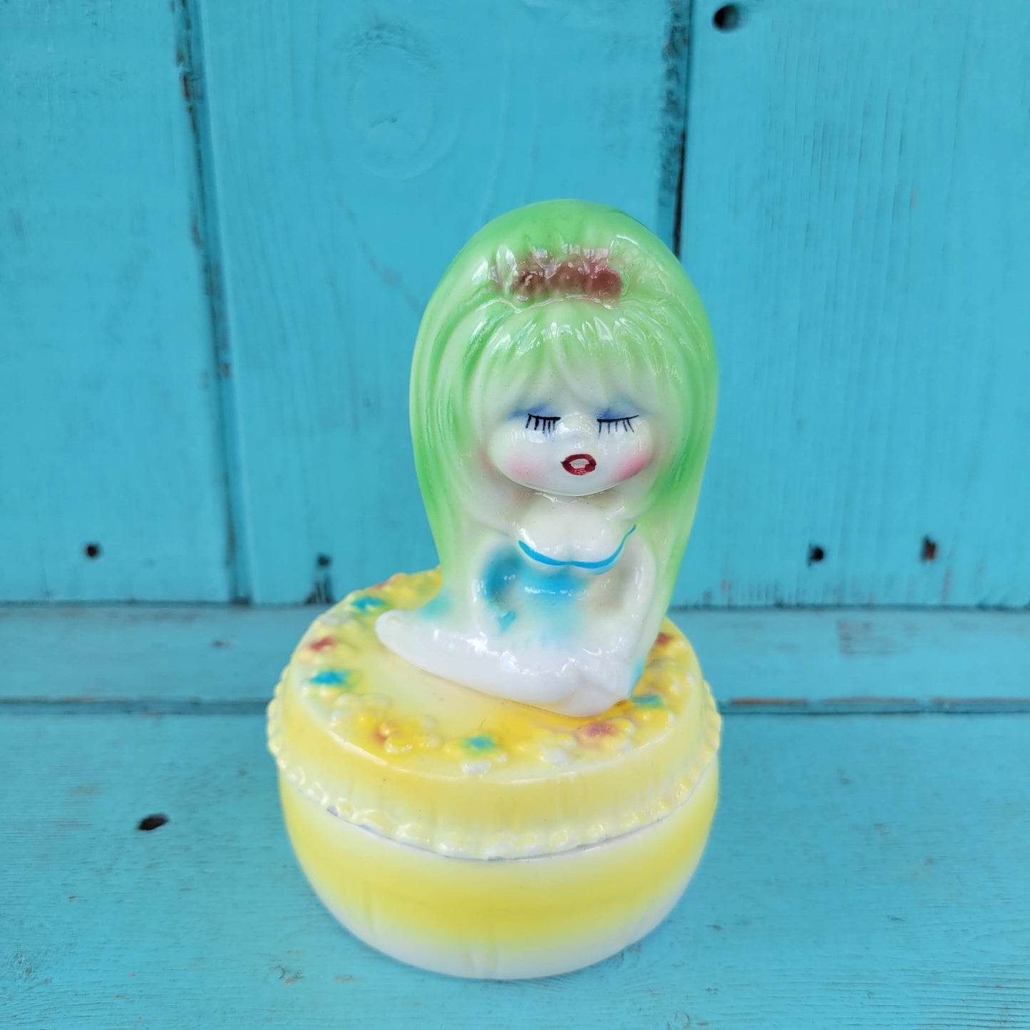 Kitsch 1960s ceramic mod girl trinket pot, green hair