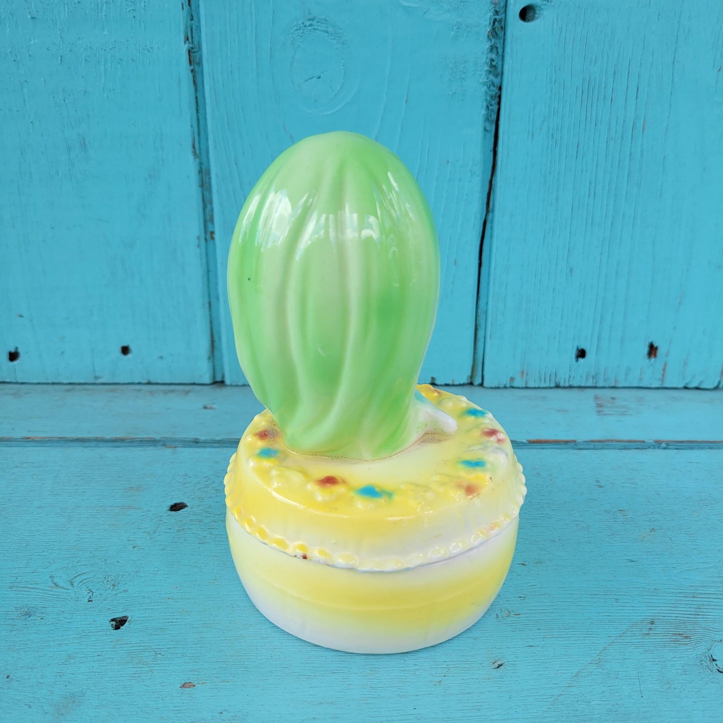 Kitsch 1960s ceramic mod girl trinket pot, green hair