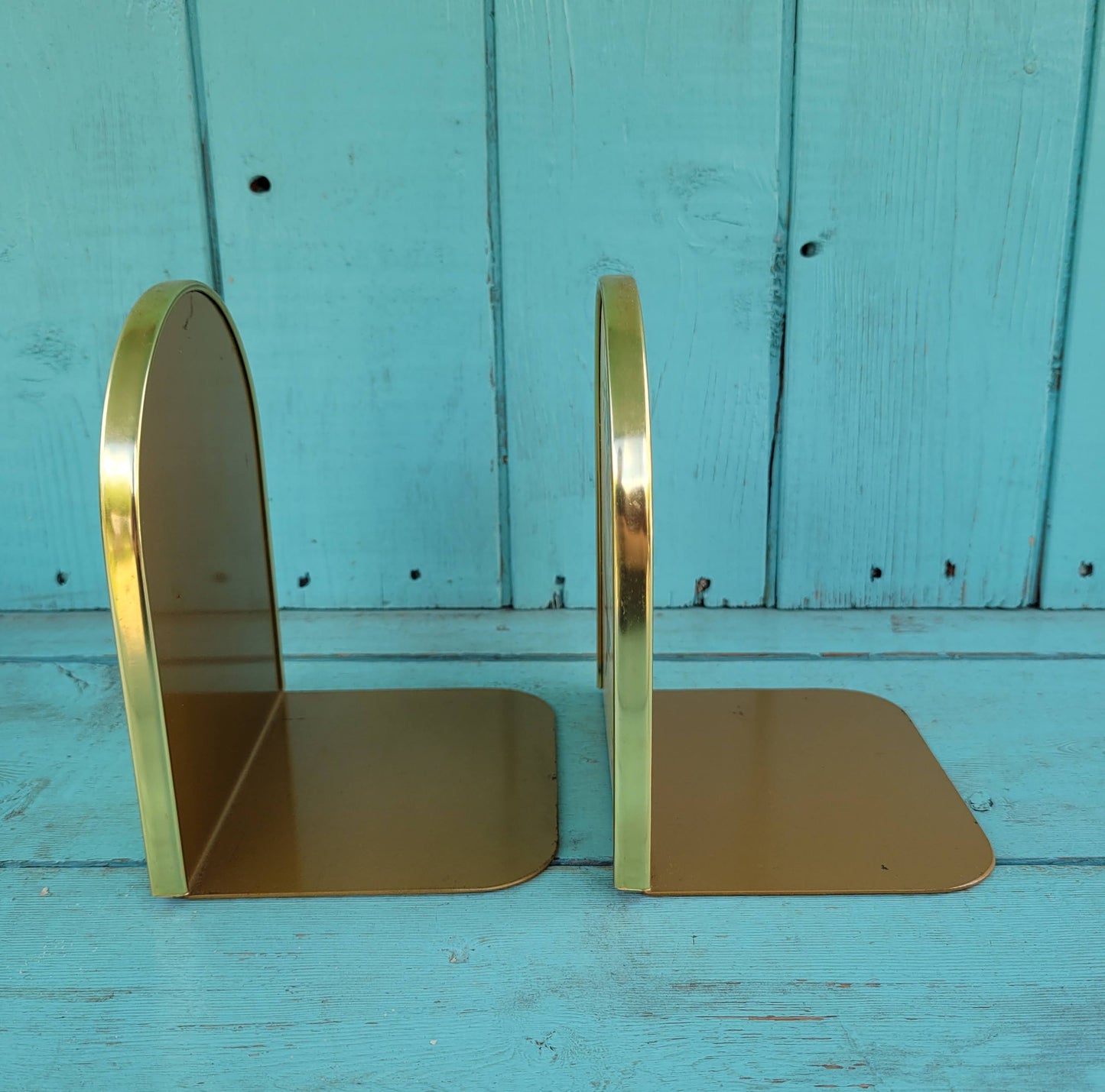 Pair of 1970s Chalford Glos Arnold Design brass-edged John Gould hummingbird print bookends