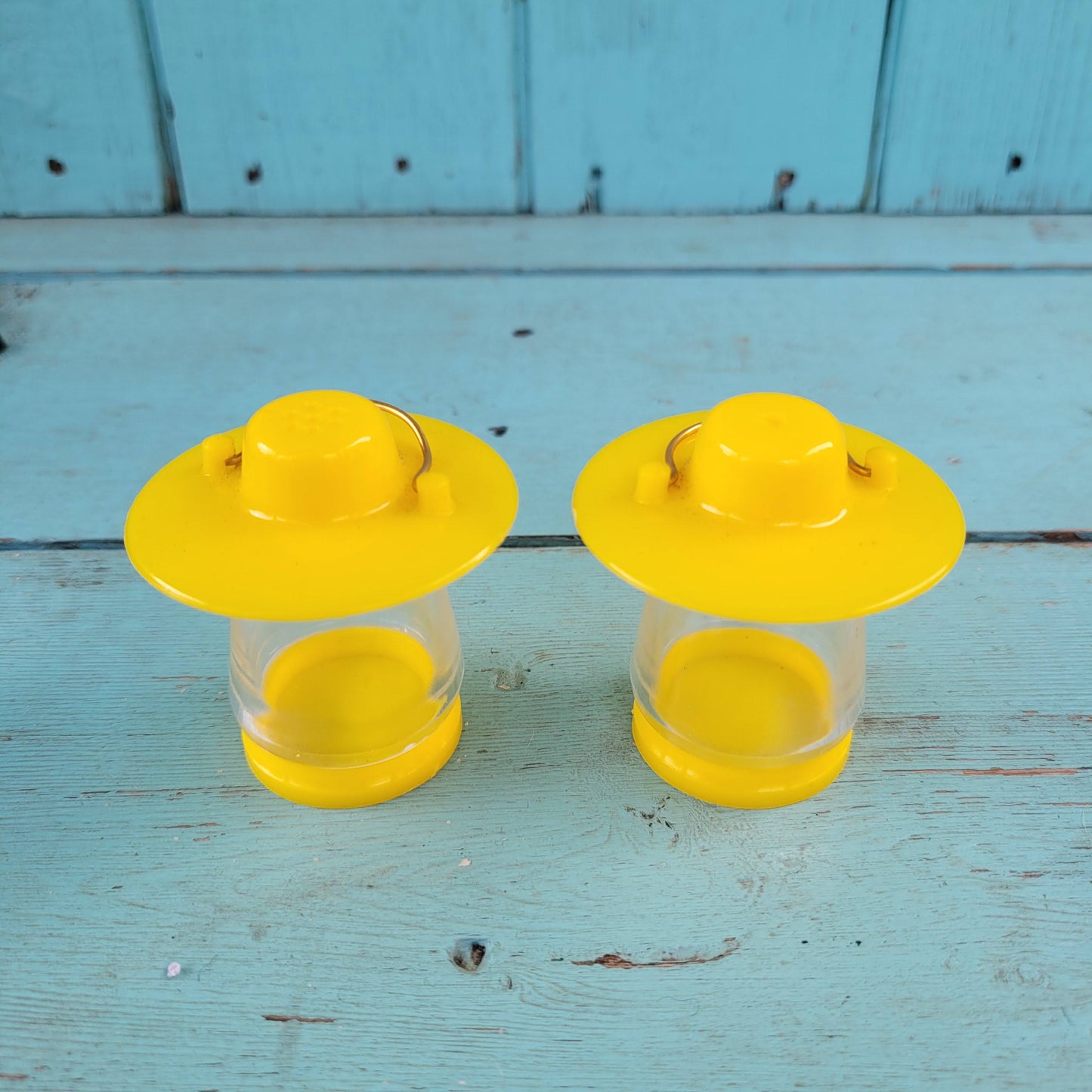 circa. 1960s hanging lantern salt & pepper set, boxed, item No 5-316