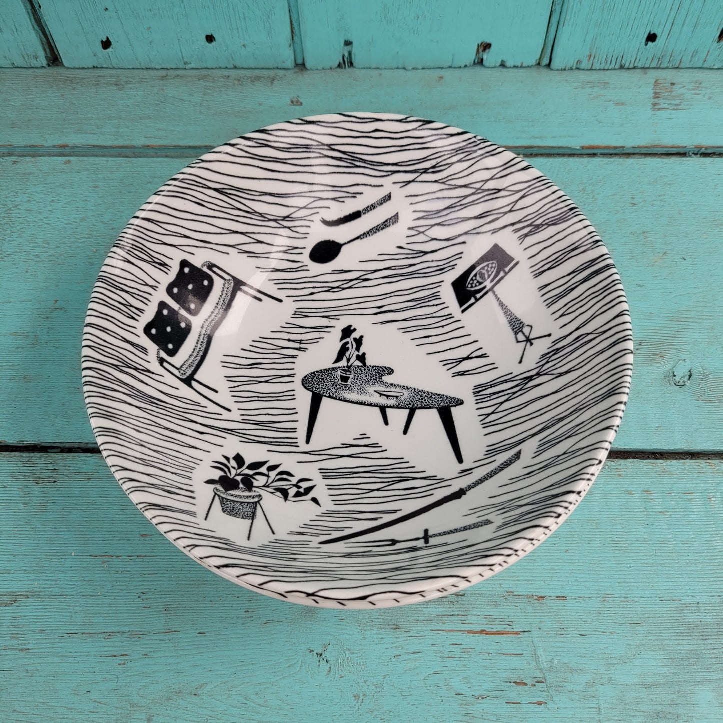 Pair of 1950s/60s Ridgway Potteries 'Homemaker' dessert bowls