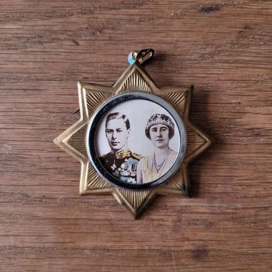 Vintage King George VI & Queen Elizabeth commemorative gilt-tone star brooch pendant