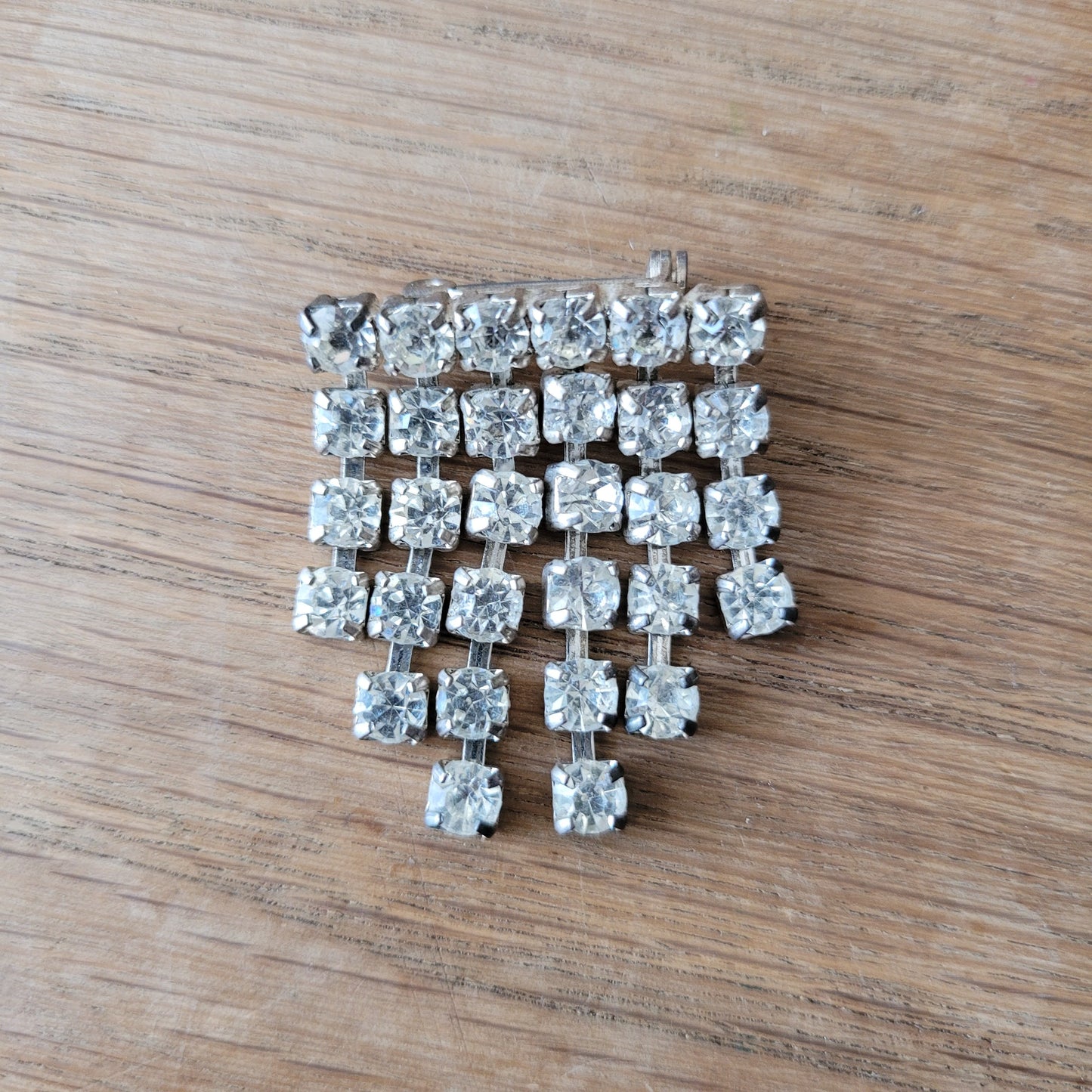 1950s diamante fringe drop silver-tone brooch