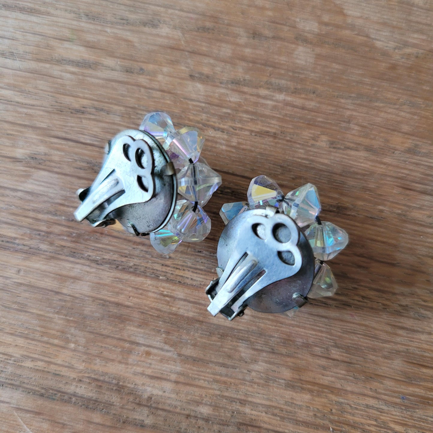 1950s Aurora Borealis crystal brooch and clip-on earrings set