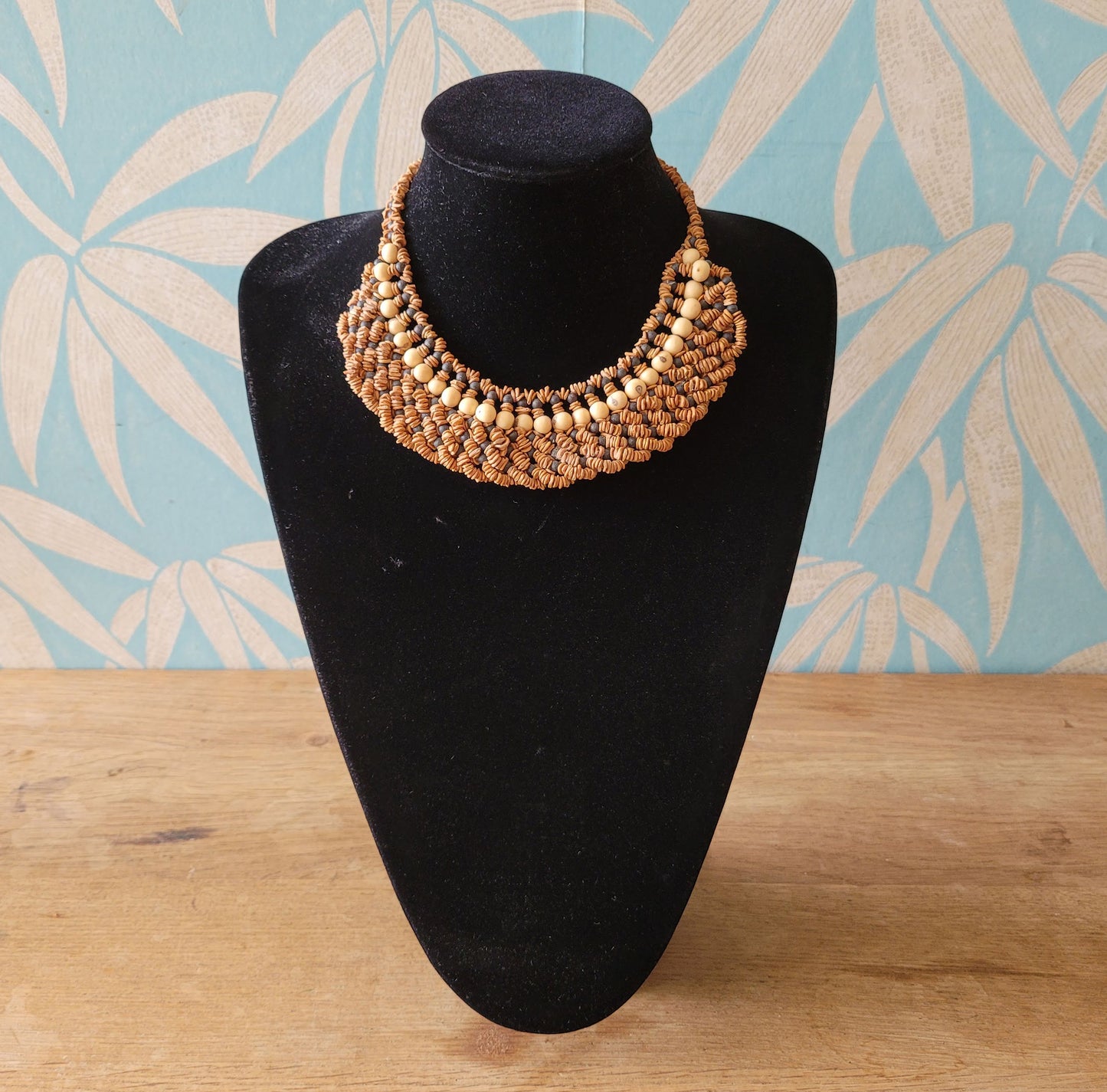 1970s natural seed bead tribal ethnic collar necklace
