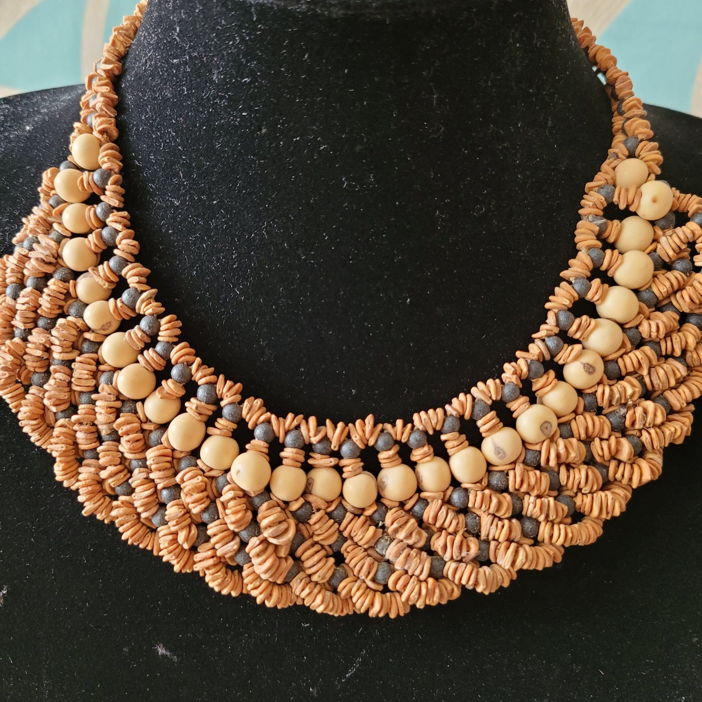 1970s natural seed bead tribal ethnic collar necklace
