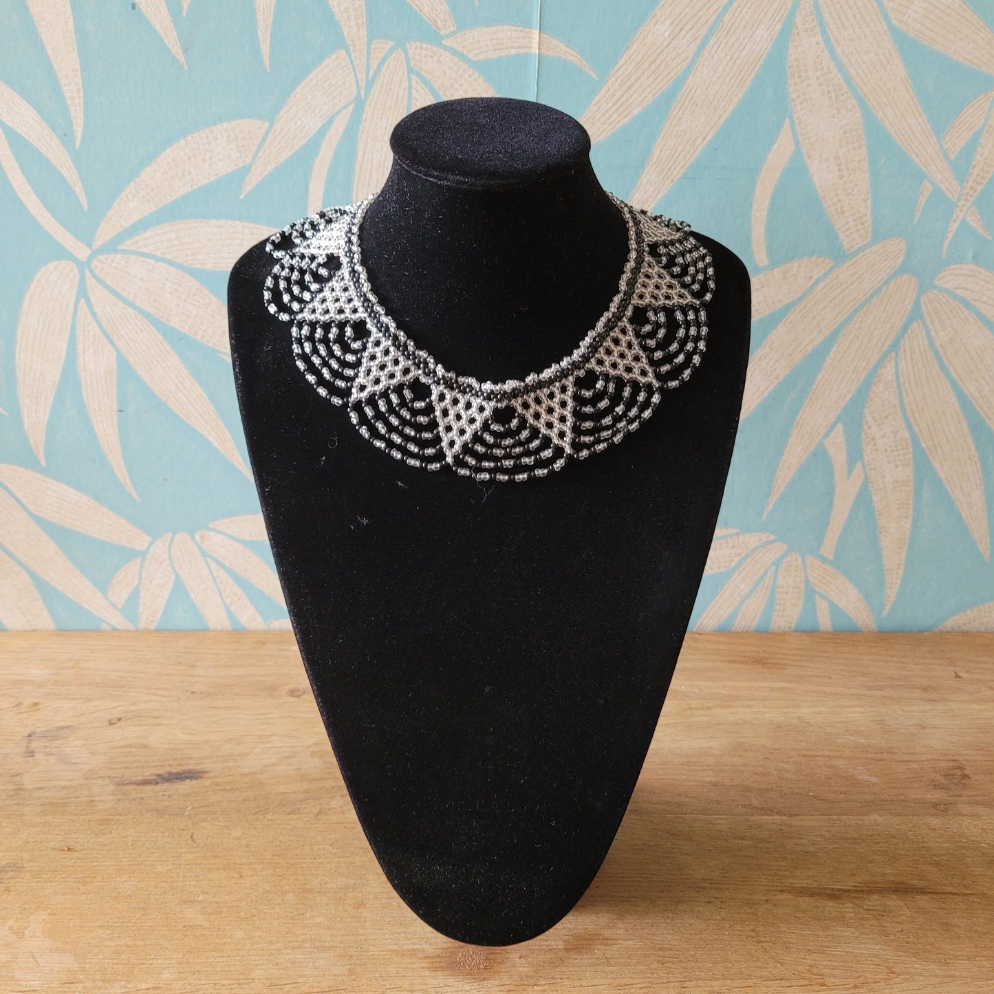 Vintage black & clear glass seed bead lace collar necklace