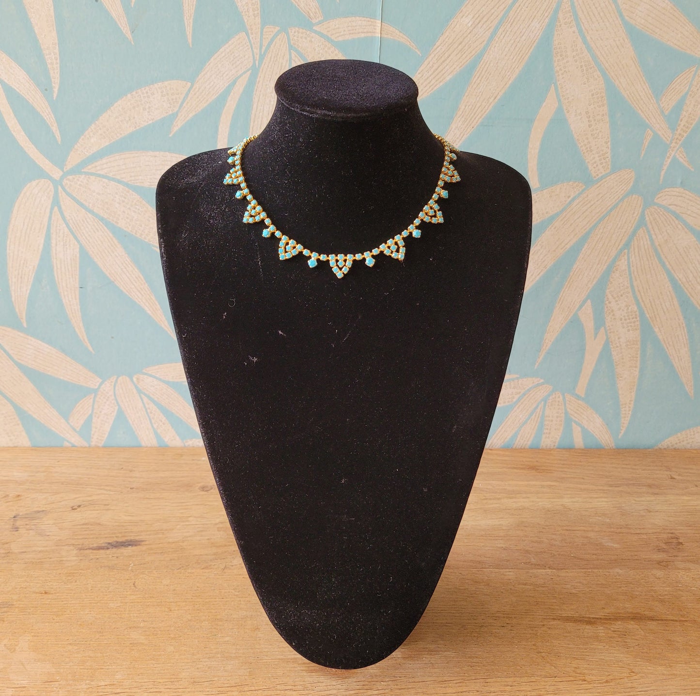 1950s/60s turquoise glass & gold-tone necklace