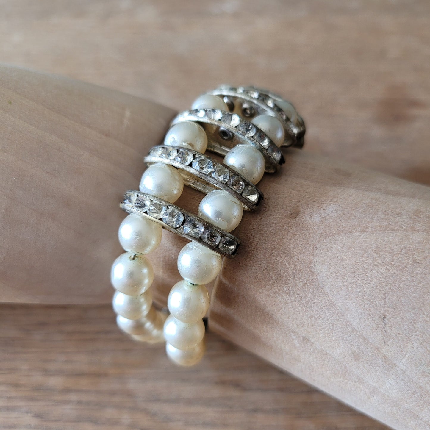 Vintage double strand faux pearl bracelet with rhinestone detailing