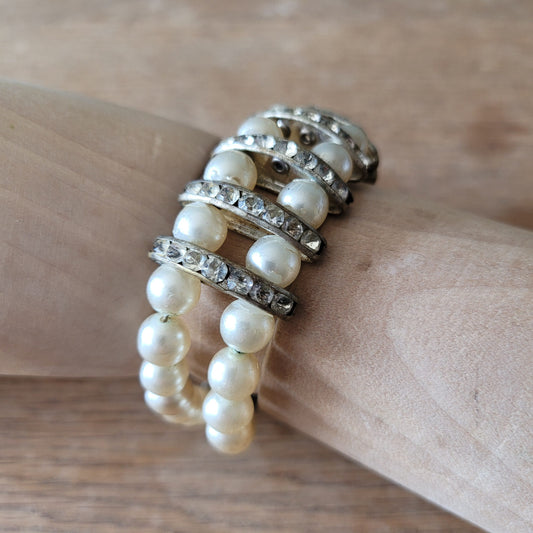 Vintage double strand faux pearl bracelet with rhinestone detailing