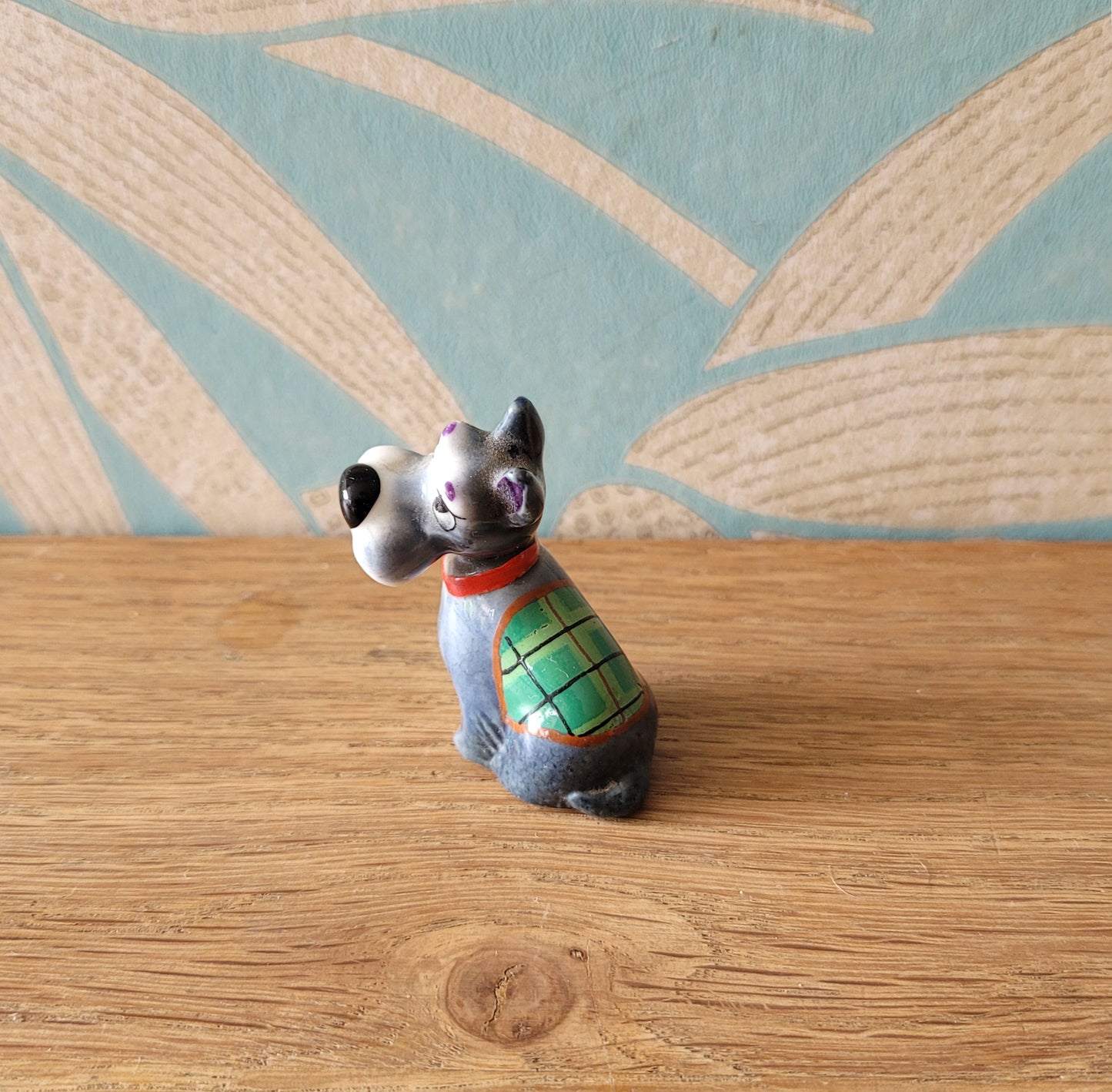 1950s Wade Walt Disney "Hat Box" series figurine: Jock from Lady & The Tramp