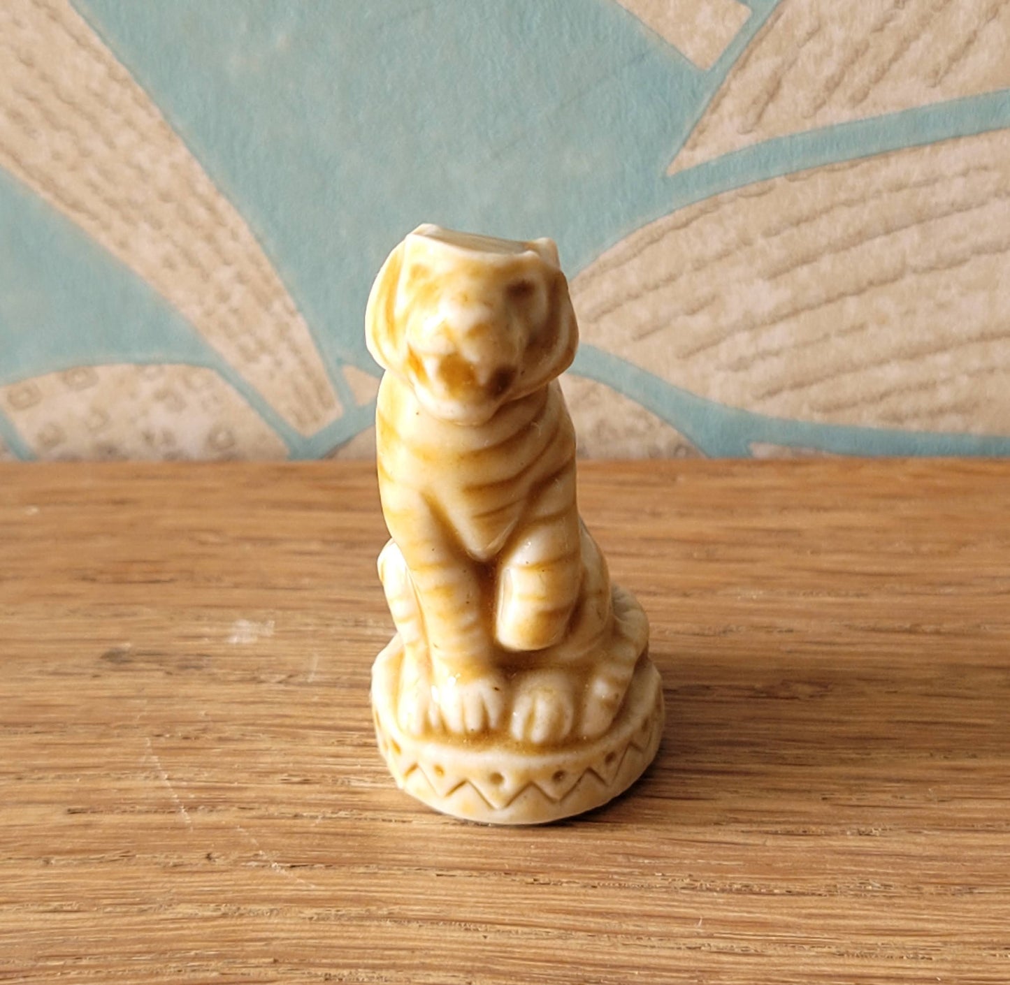 Circa. 1970s Wade "Circus Animals" series figurines: pony and tiger