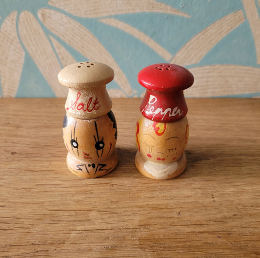 1950s hand-painted wooden Chef salt & pepper shaker set, made in Japan