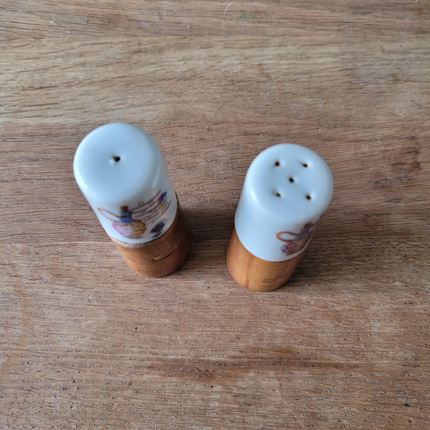 1960s wood & ceramic salt and pepper set with kitsch wine jug illustration