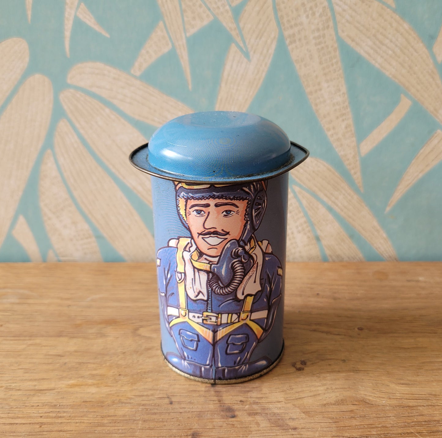 1996 Meltis 'WW2 pilot' character small toffee tin