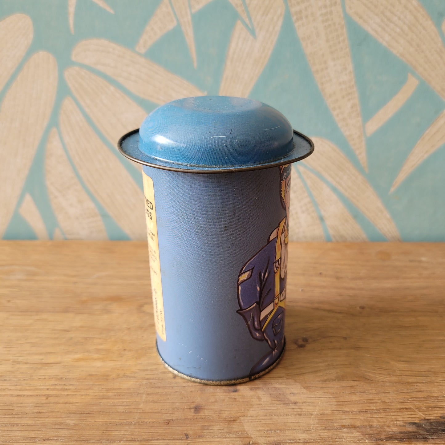 1996 Meltis 'WW2 pilot' character small toffee tin