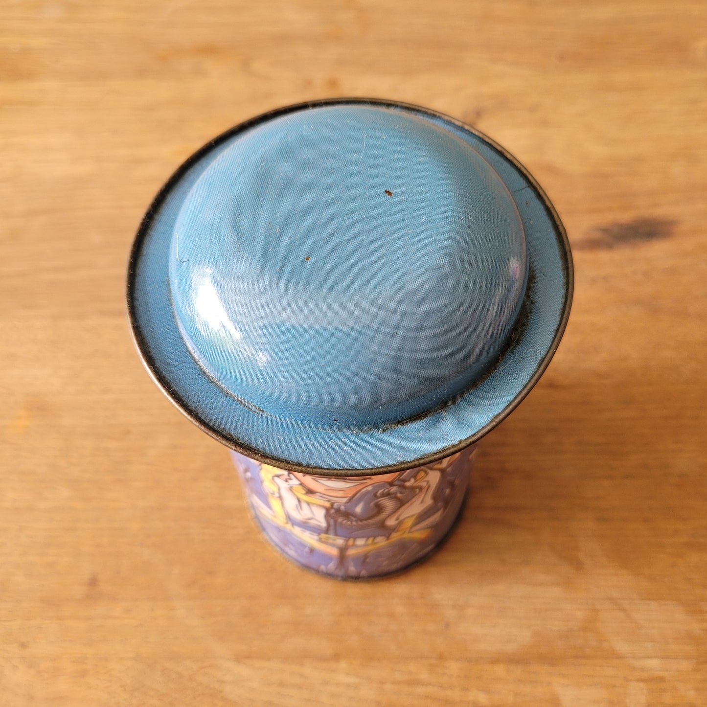 1996 Meltis 'WW2 pilot' character small toffee tin