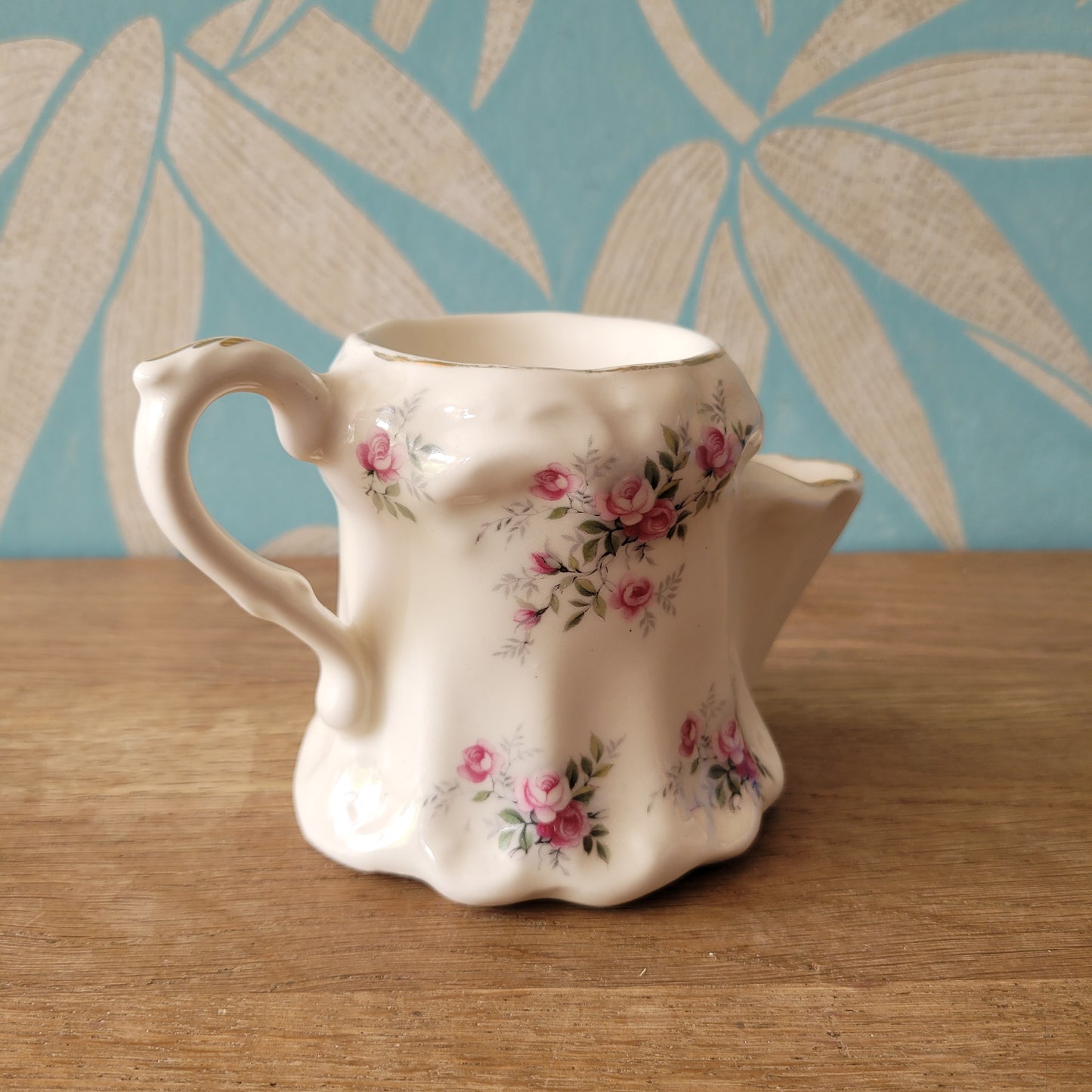 Vintage ceramic barber's shaving mug/scuttle with pretty floral transfer design