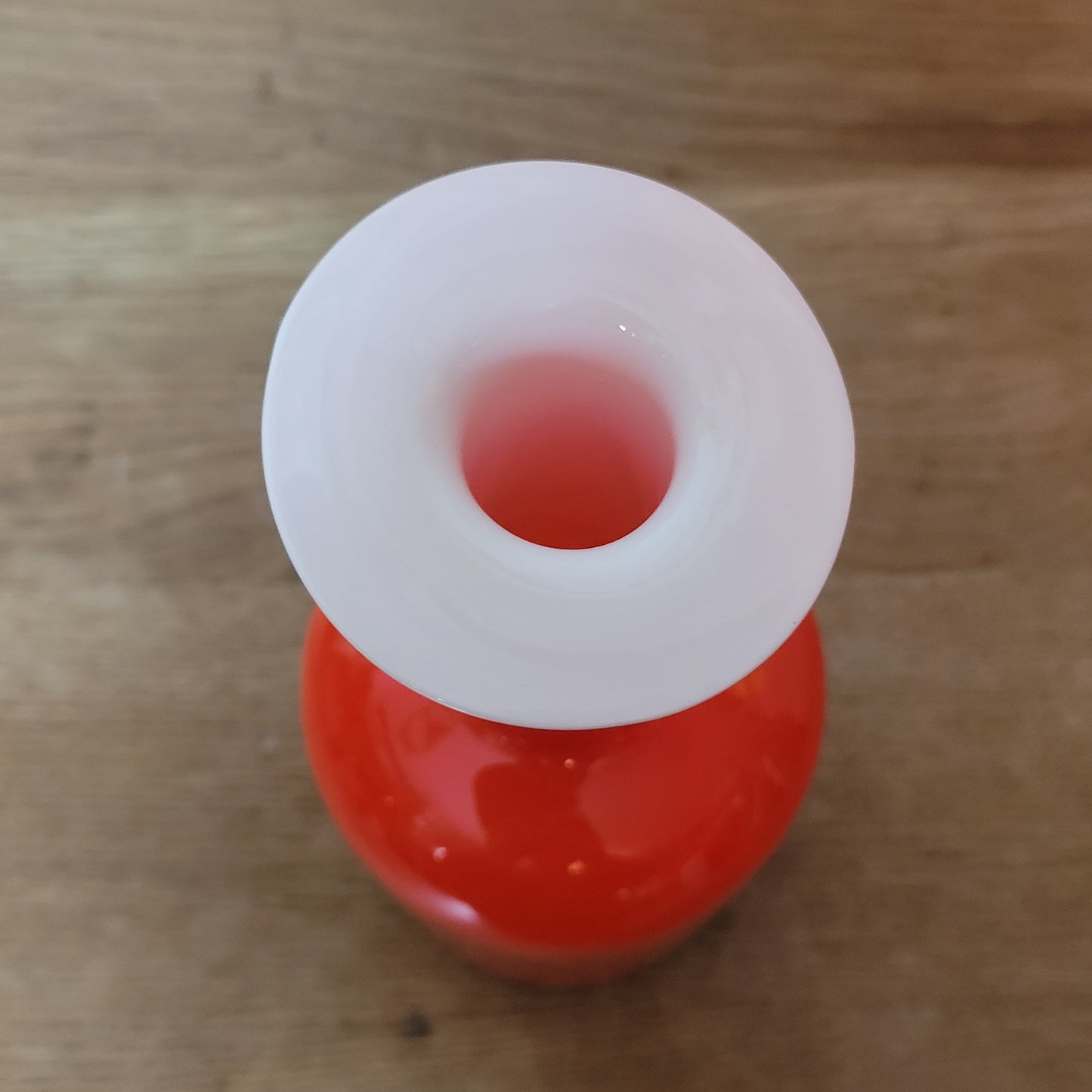 1970s Otto Brauer Holmegaard red cased glass art vase