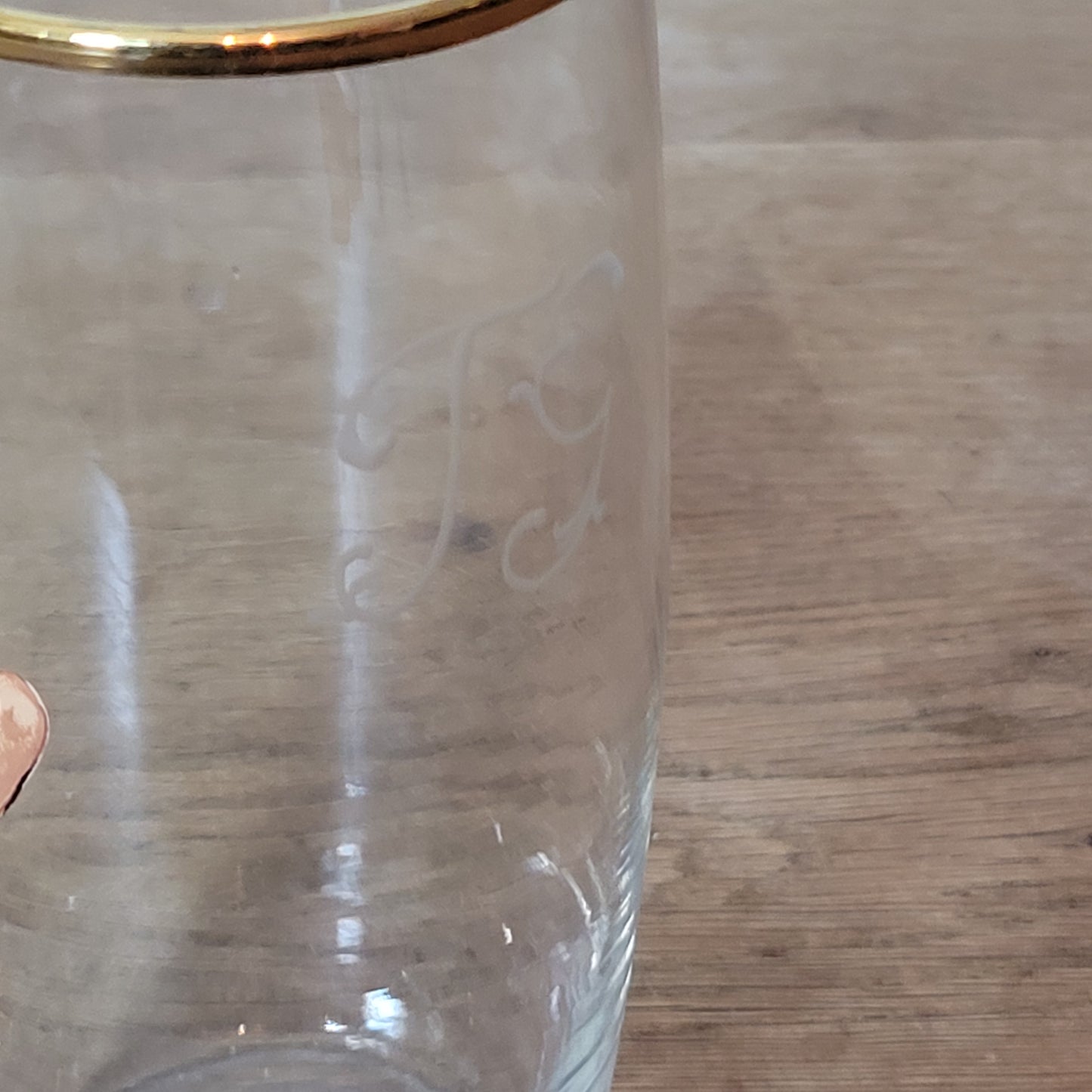 1950s/60s gentleman’s risqué pin-up girl pint glass with reverse decal
