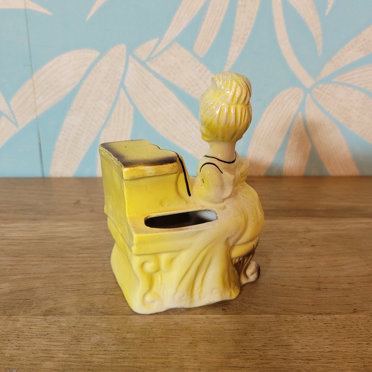 1950s/60s Japanware ceramic lady at piano planter vase