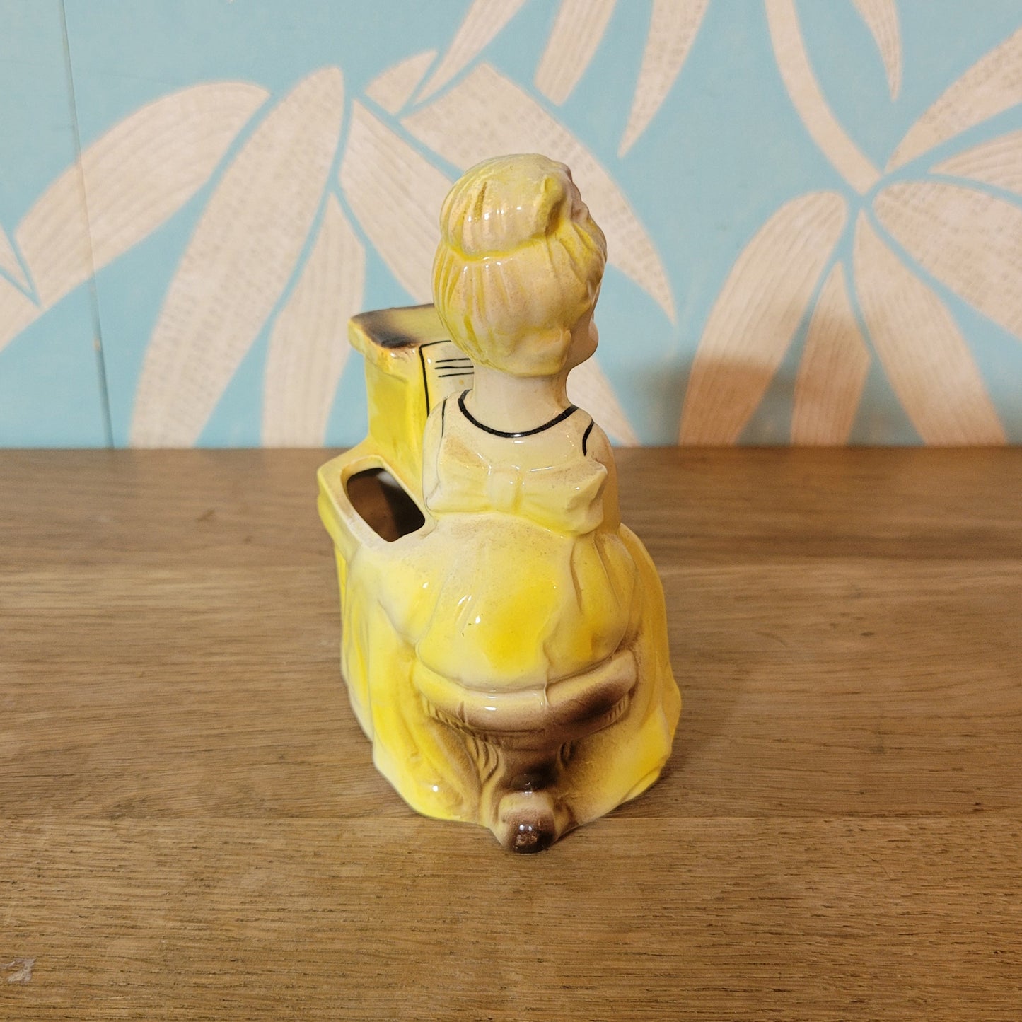 1950s/60s Japanware ceramic lady at piano planter vase