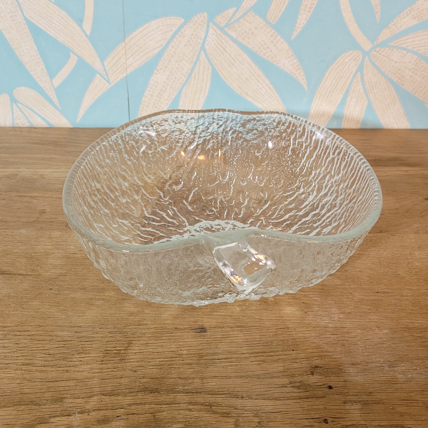 1970s Scandinavian-style textured glass apple serving bowl