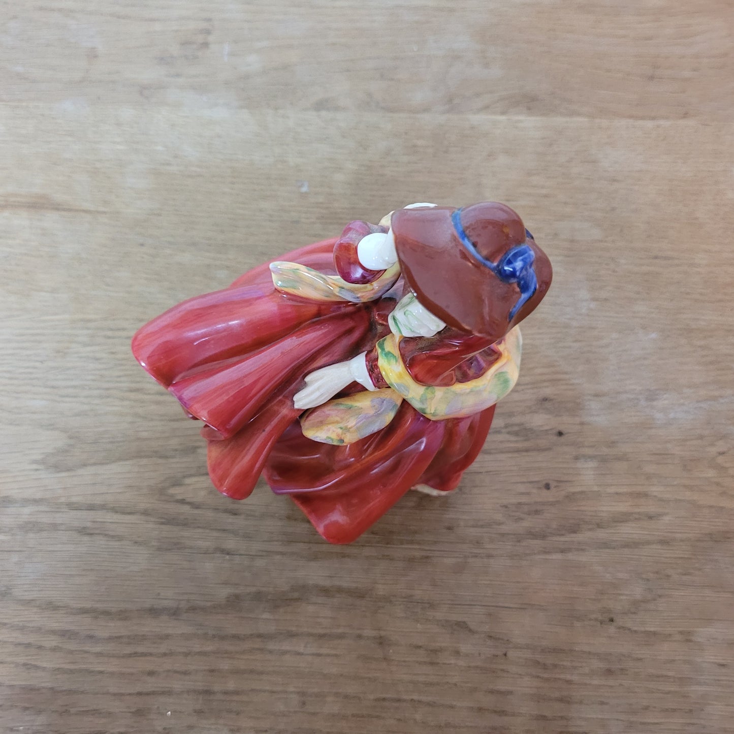 circa. 1980s Royal Doulton 'Top O' The Hill' (HN 1834) bone china figurine