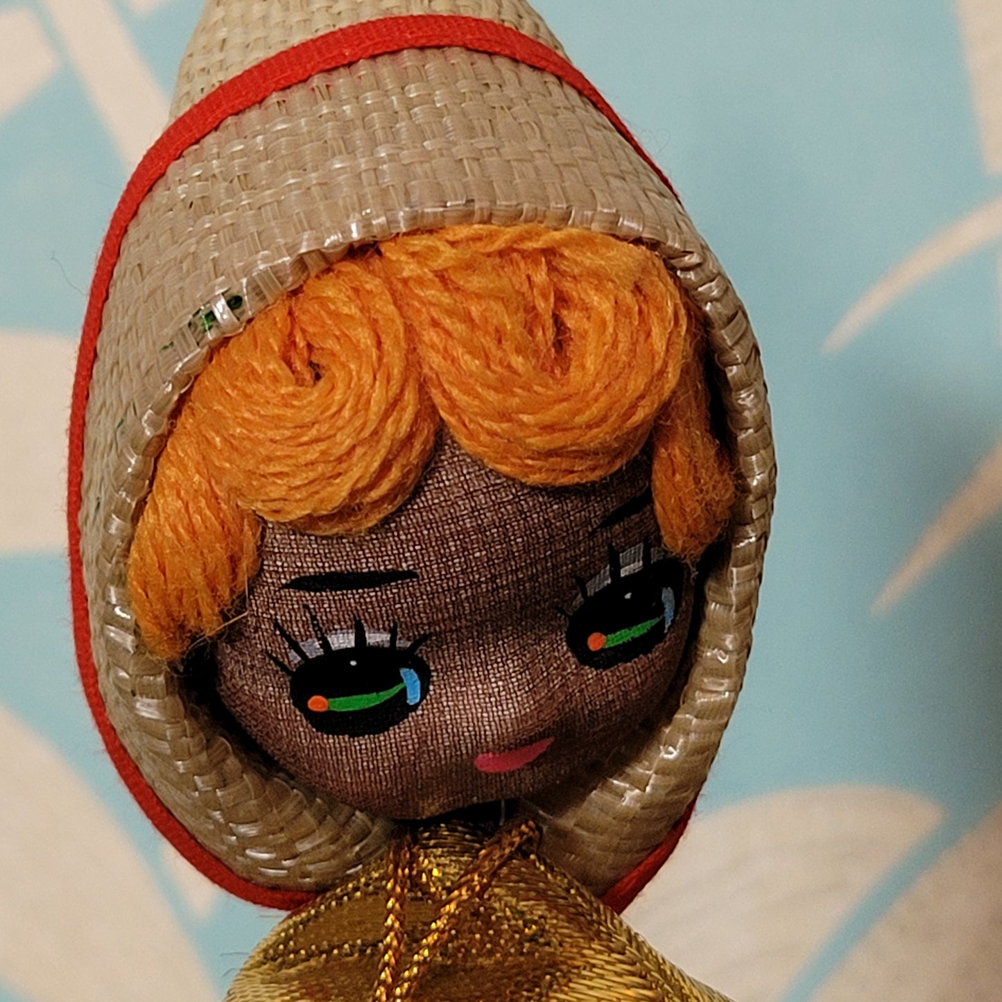 Pair of cute 1960s Bradley big eye pose dolls in co-ordinating metallic silver, & gold outfits