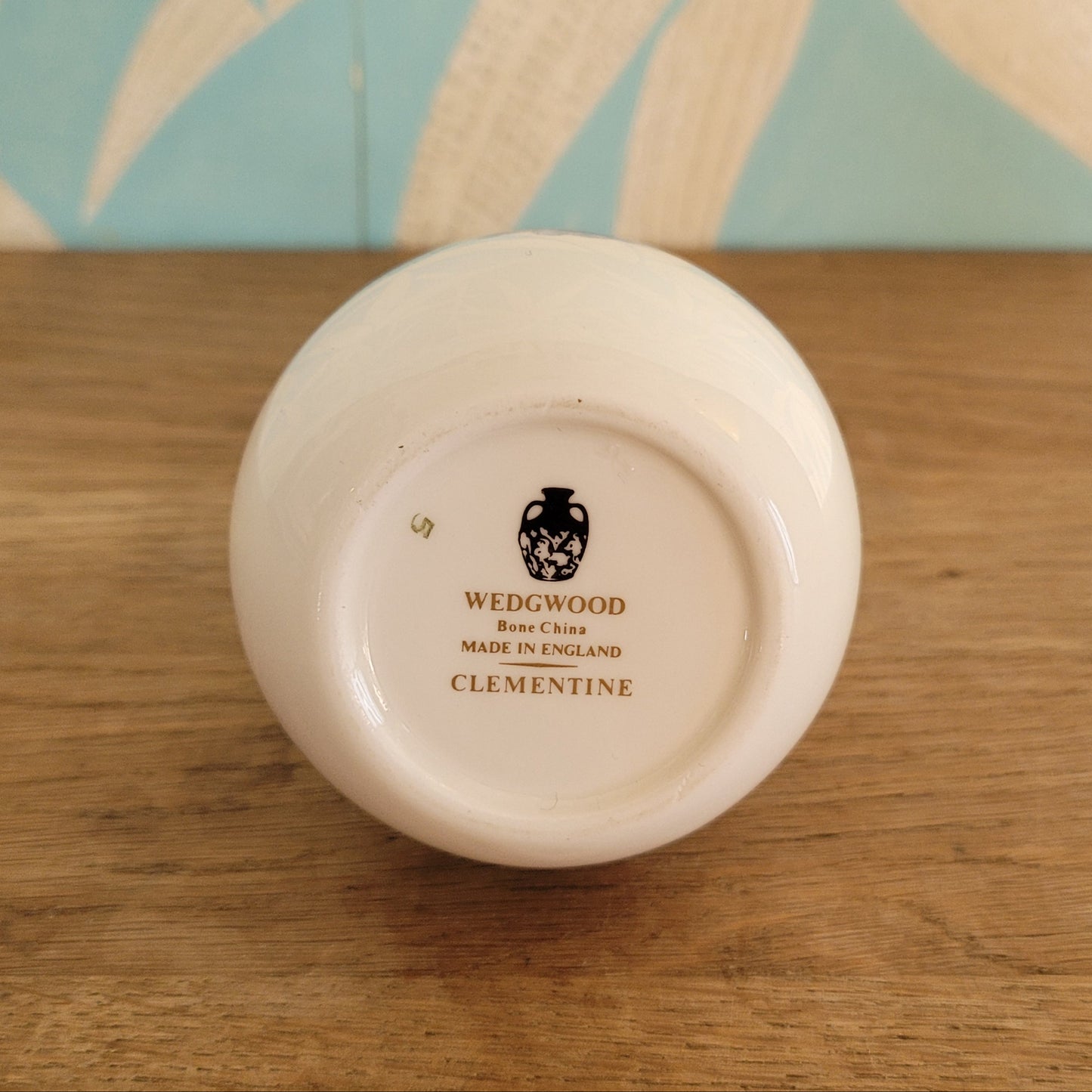 circa. 1970s Wedgwood Clementine bone china bud vase