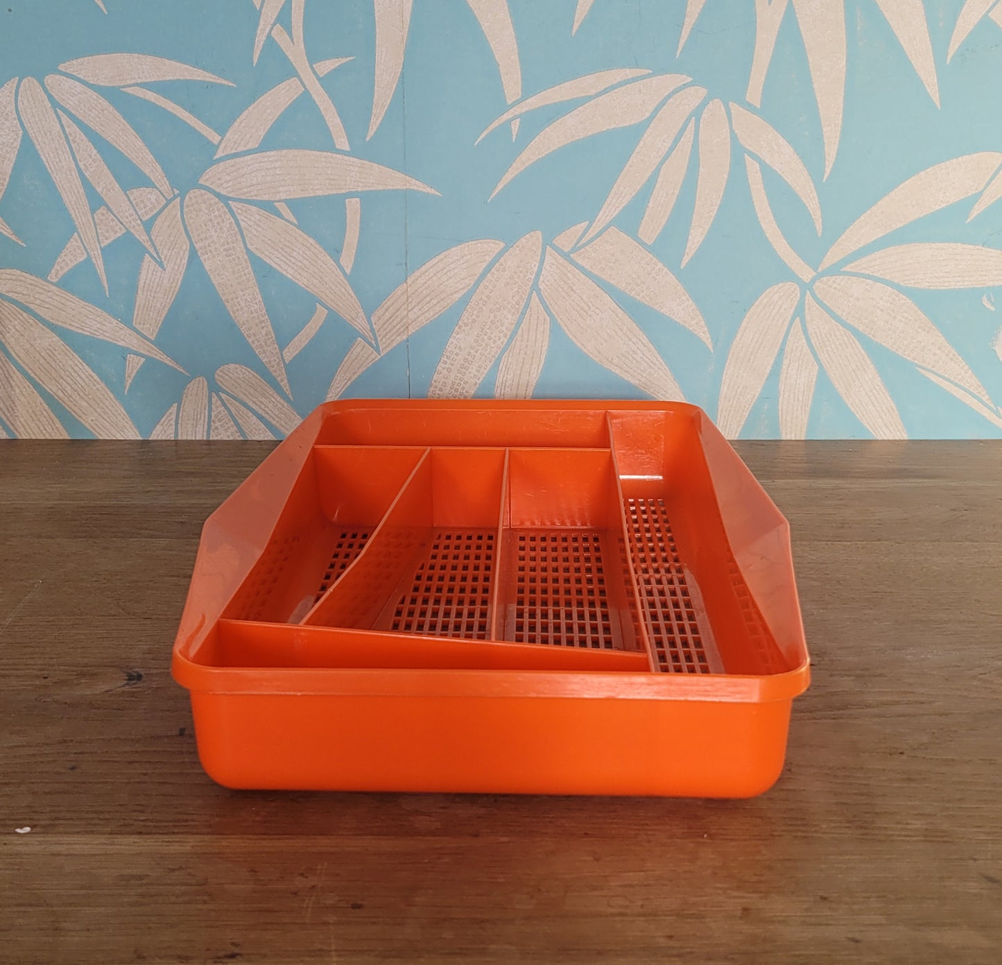 1970s plysu housewares orange plastic assymetric cutlery tray