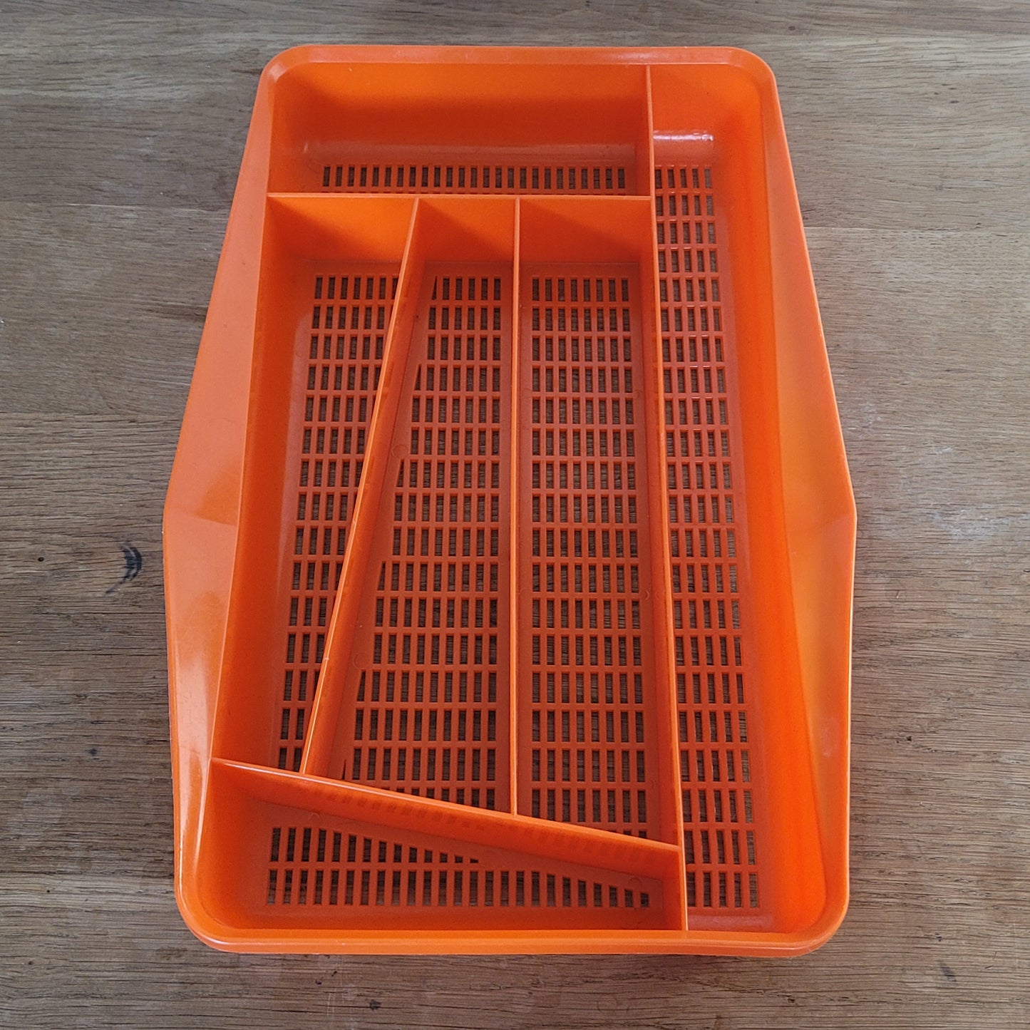1970s plysu housewares orange plastic assymetric cutlery tray