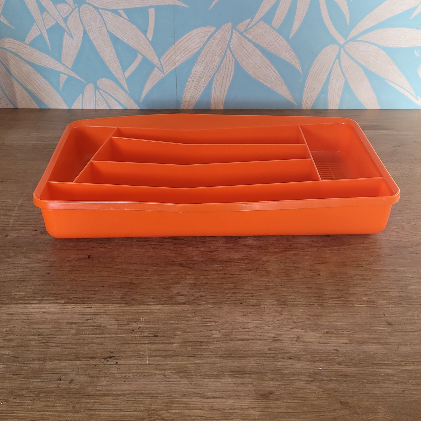 1970s plysu housewares orange plastic assymetric cutlery tray