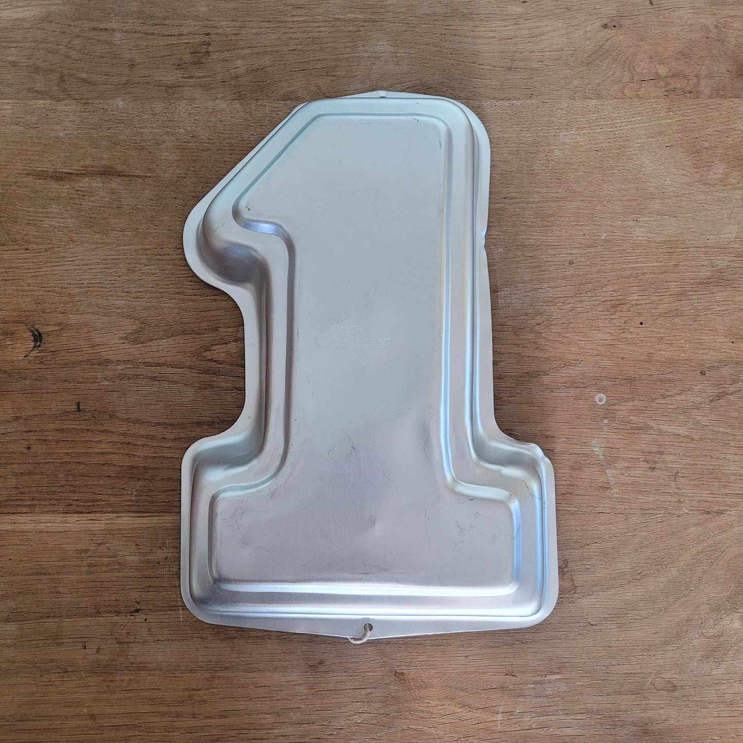1980s Wilton character aluminum baking tins