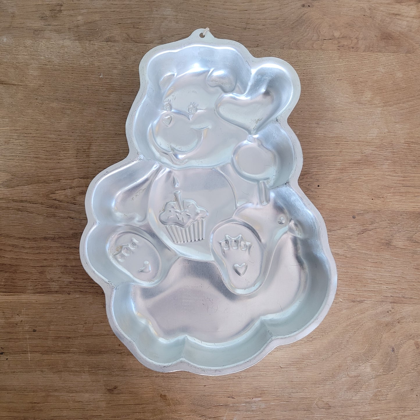 1980s Wilton character aluminum baking tins