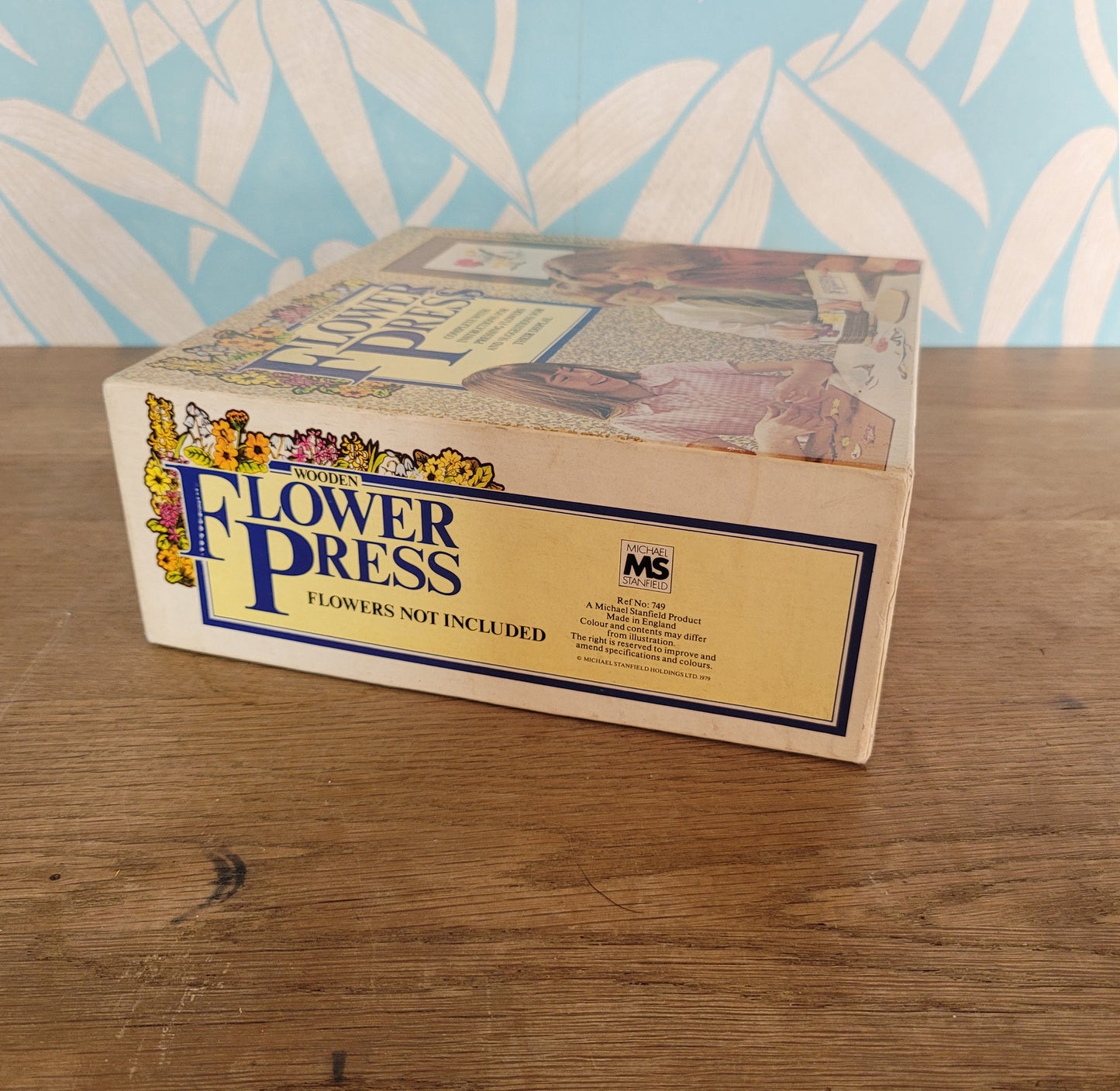 1979 Michael Stanfield wooden flower press with original box