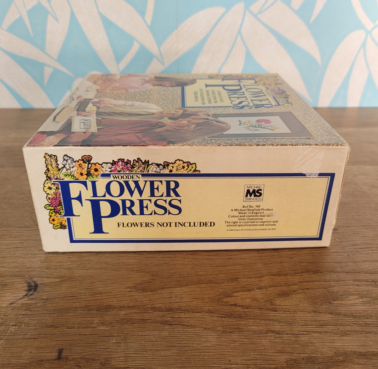 1979 Michael Stanfield wooden flower press with original box