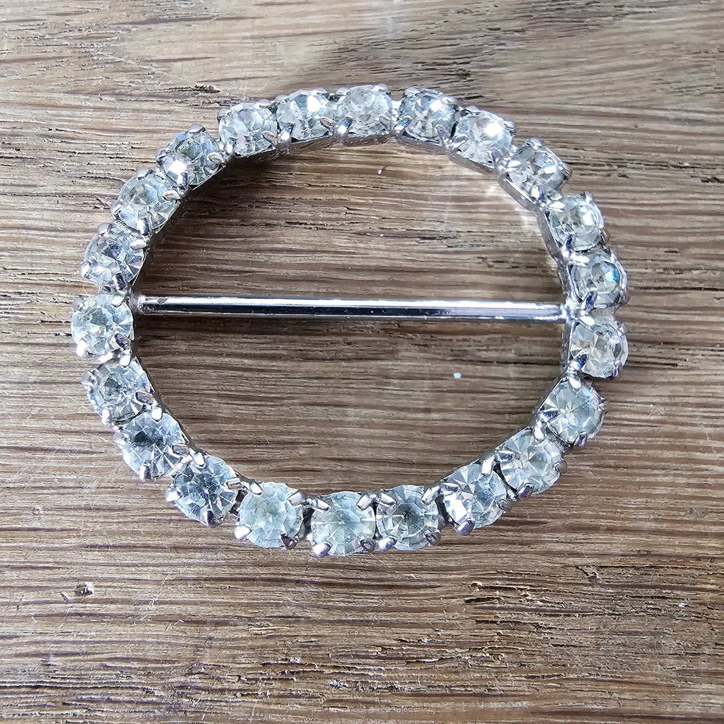 circa. 1940s clear rhinestone dress buckle slider/circular scarf clip
