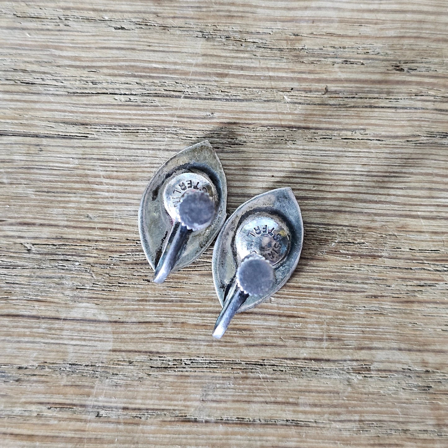 1960s/70s Siam sterling silver & blue enamel Thai goddess Niello-style screw-back earrings