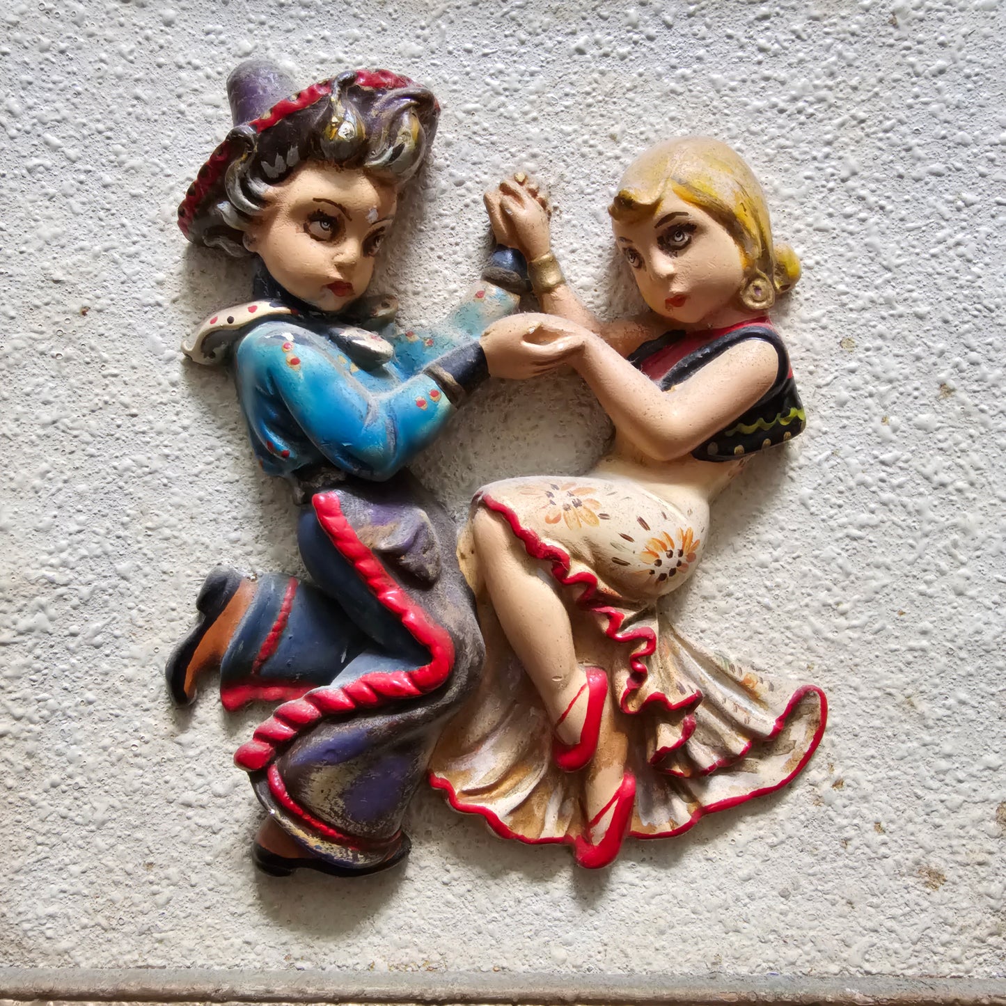 1950s Italian 3D chalkware Spanish dancing couple wall plaque