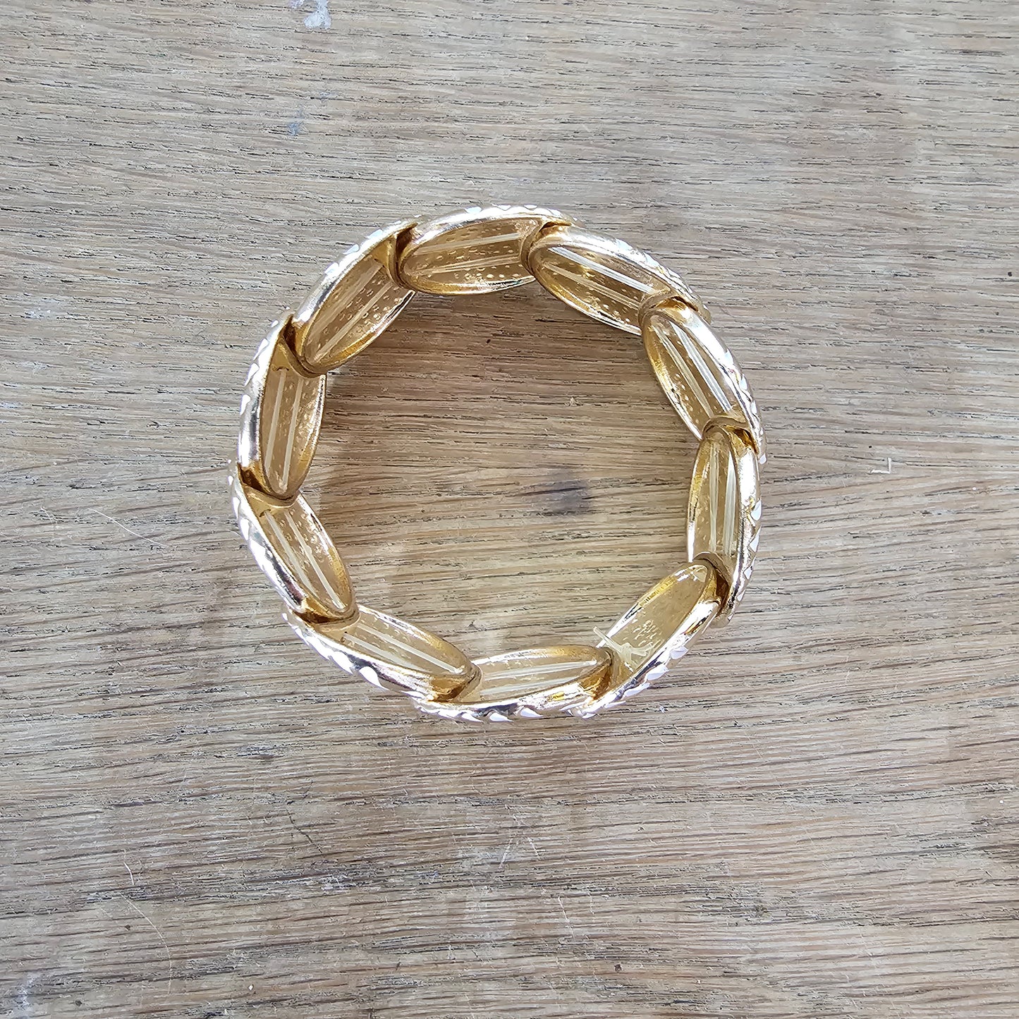 1980s gold-tone & white enamel shell panel stretch bracelet