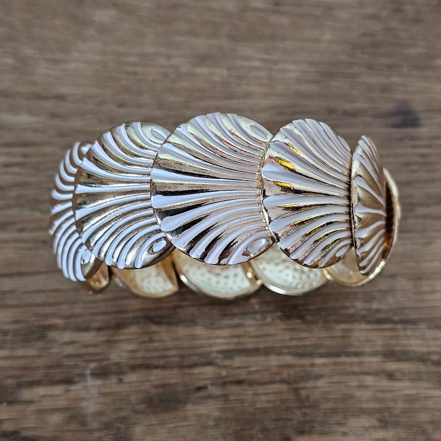 1980s gold-tone & white enamel shell panel stretch bracelet