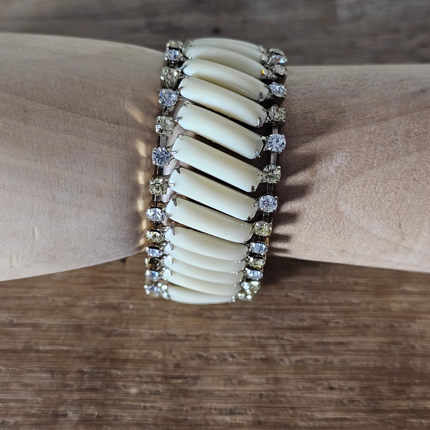 1950s/60s cream lucite panel diamanté articulated bracelet