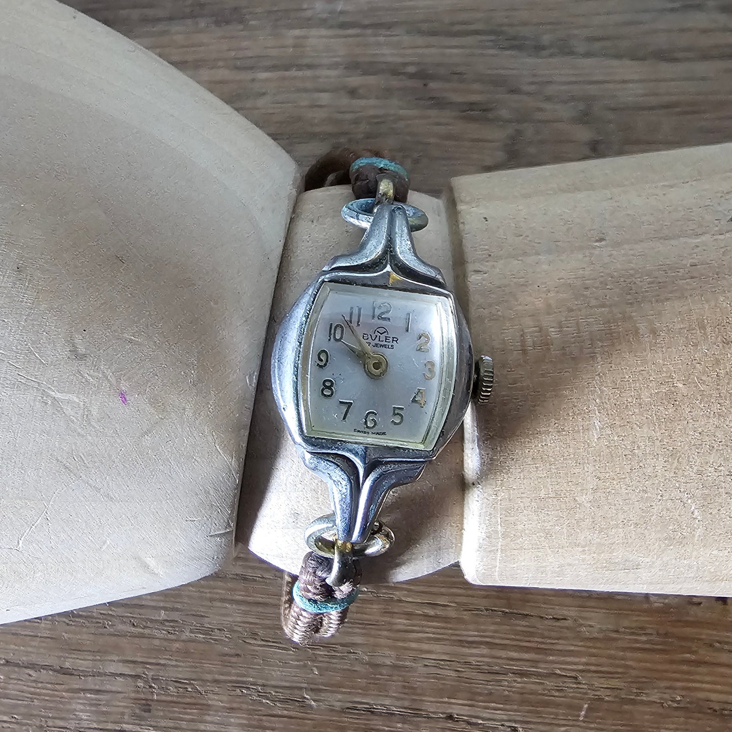 1950s/60s Swiss Made Evler 17 Jewel ladies cocktail watch with original strap