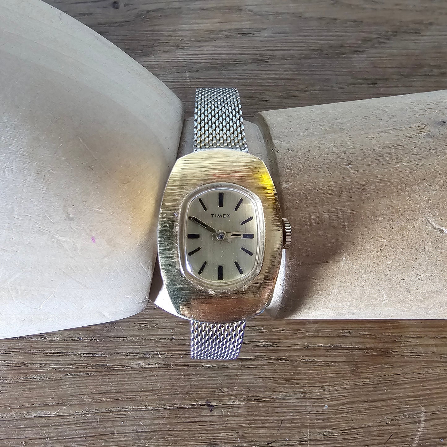 1976 Timex gold-tone oval dial ladies watch with metal mesh strap, plus original box & papers