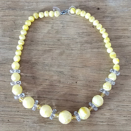 circa. 1930s Czech yellow uranium glass bead necklace