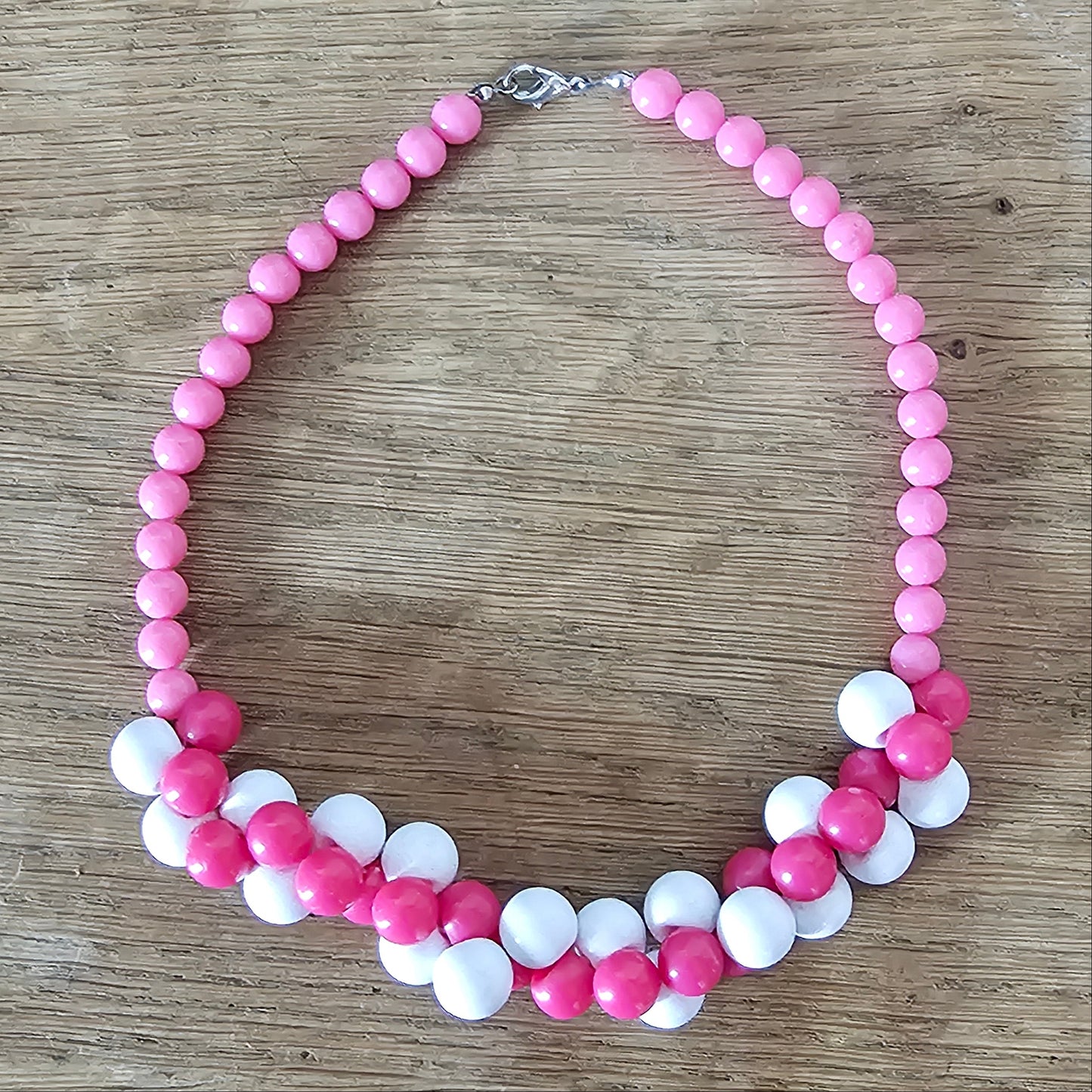 1980s pink & white beaded cluster necklace